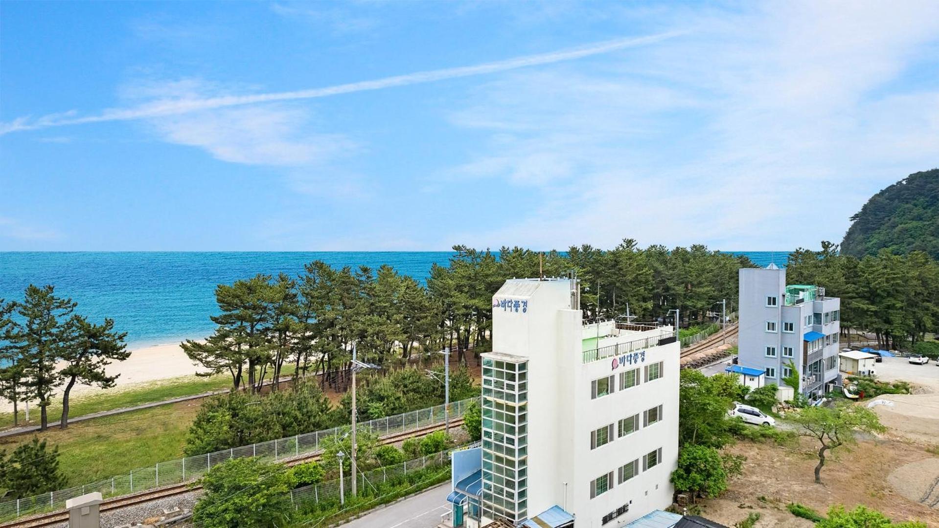 Gangneng Badapunggeong Pension Gangneung Dış mekan fotoğraf